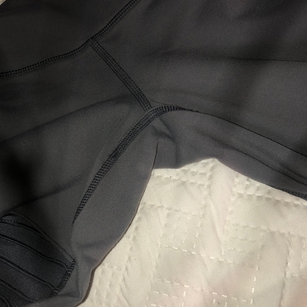 ALO Yoga Cadet Grey Moto Legging - Picture 7 of 8